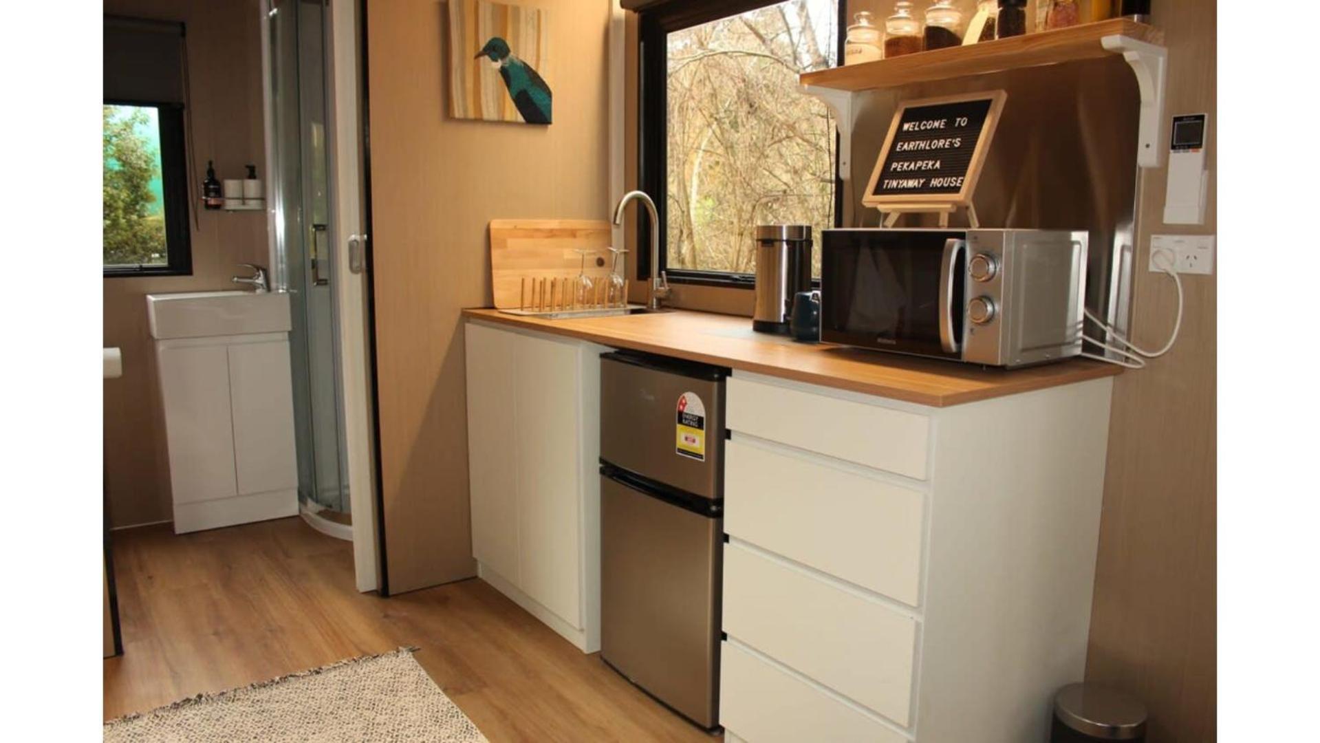 Pekapeka Tiny House By Tiny Away Villa Owaka Exterior photo