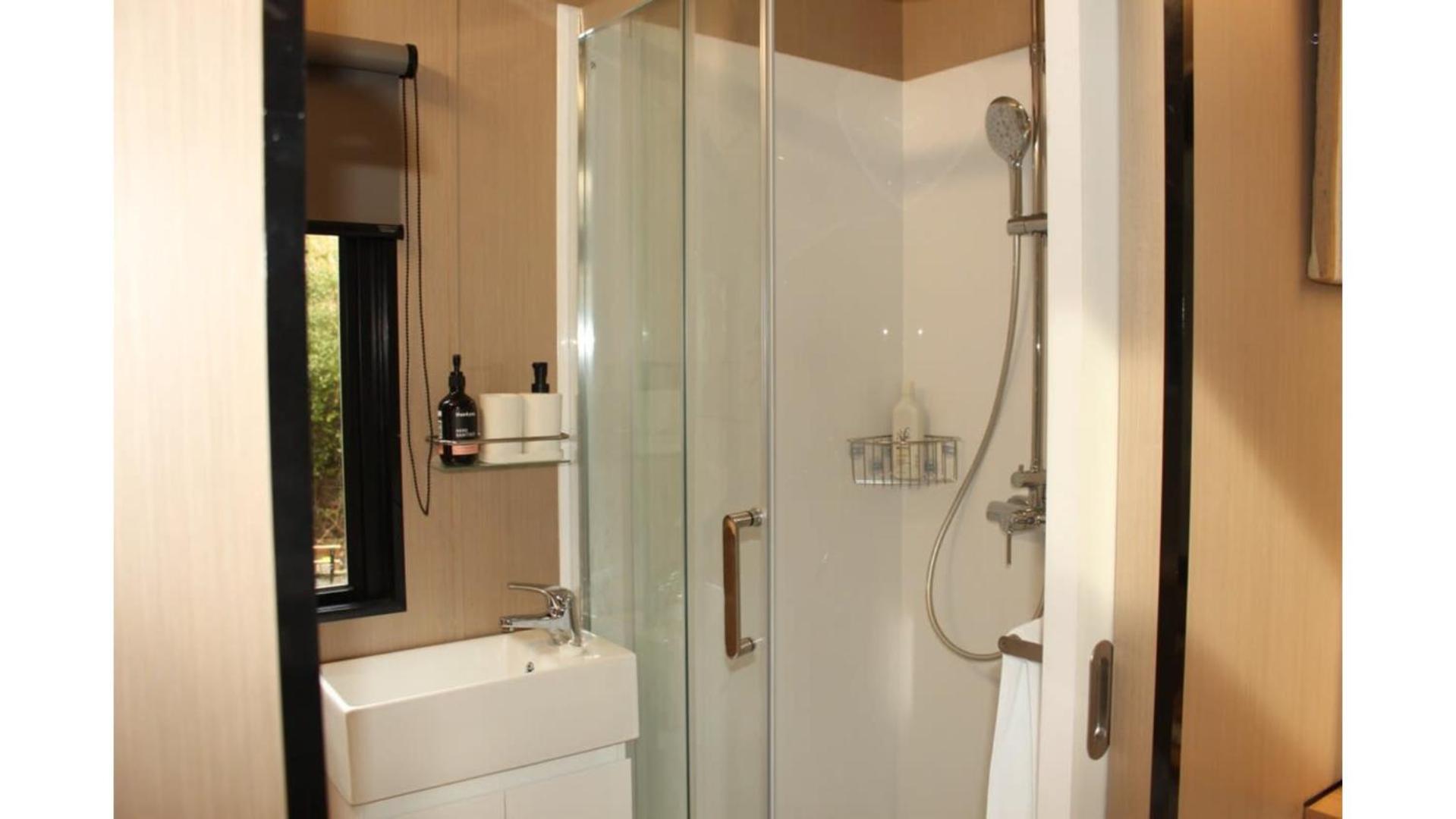 Pekapeka Tiny House By Tiny Away Villa Owaka Exterior photo